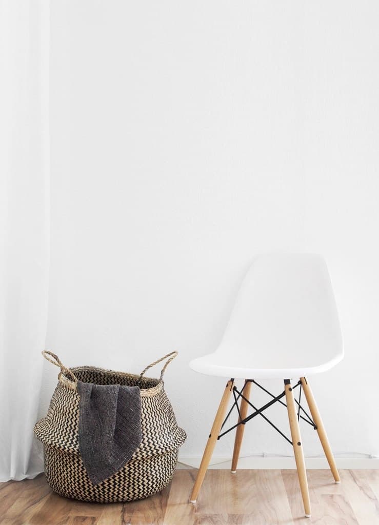 Quiet rooms. Useful objects.