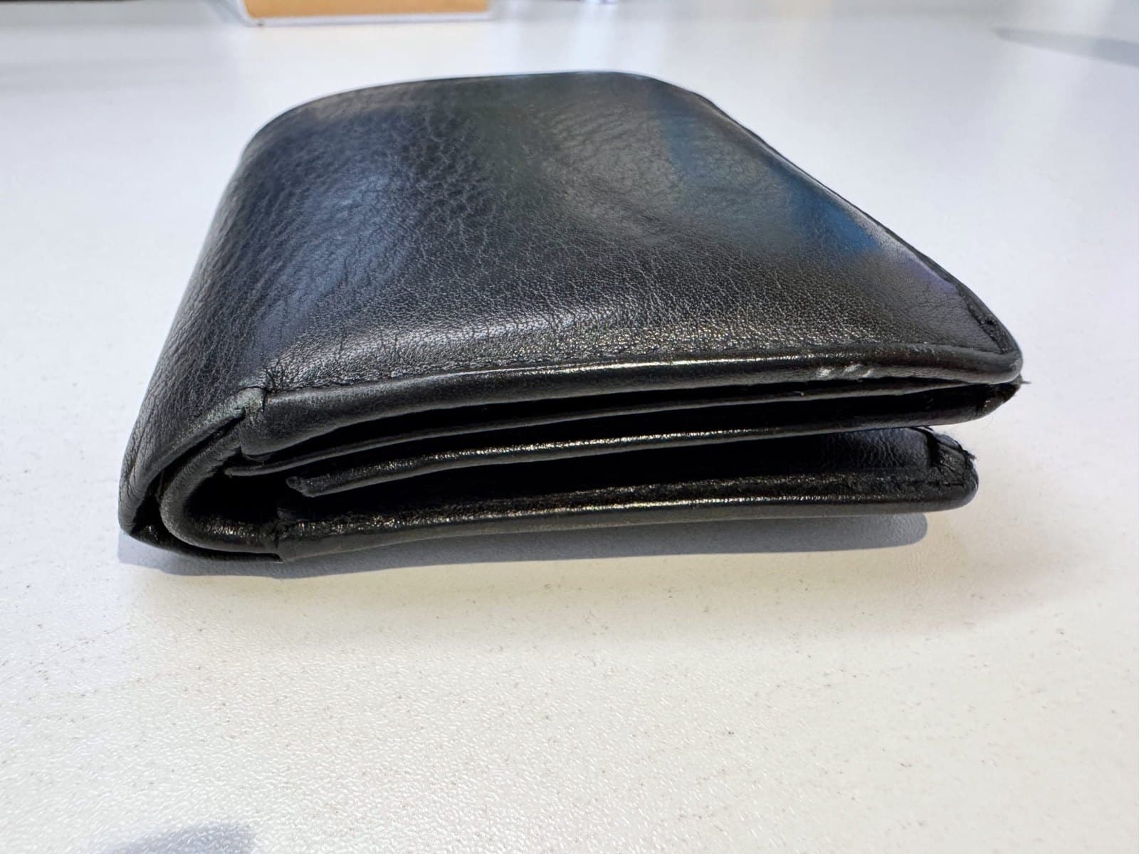 Compact Leather Bifold