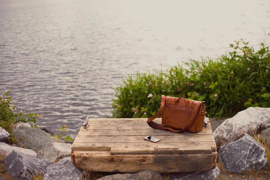 Harbor Leather Messenger