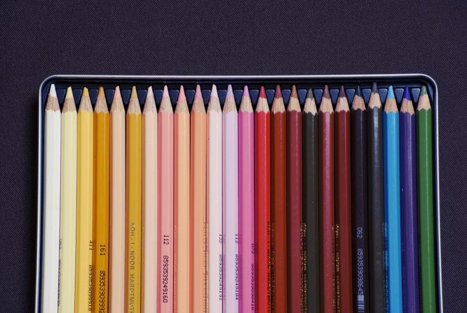 Studio Color Pencil Tin